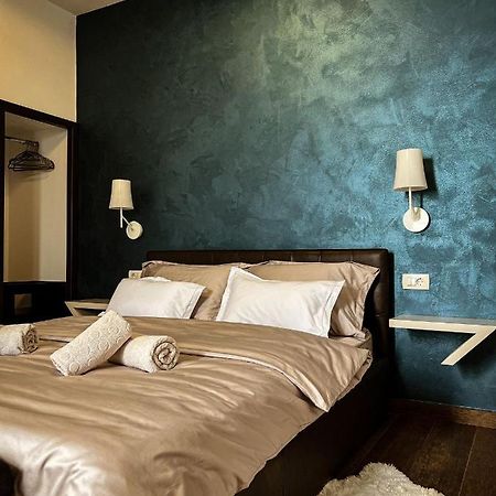 Borna And Franko Rooms Split City Centre Exterior photo