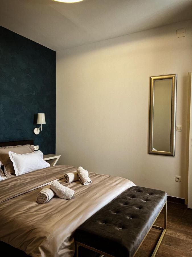 Borna And Franko Rooms Split City Centre Exterior photo