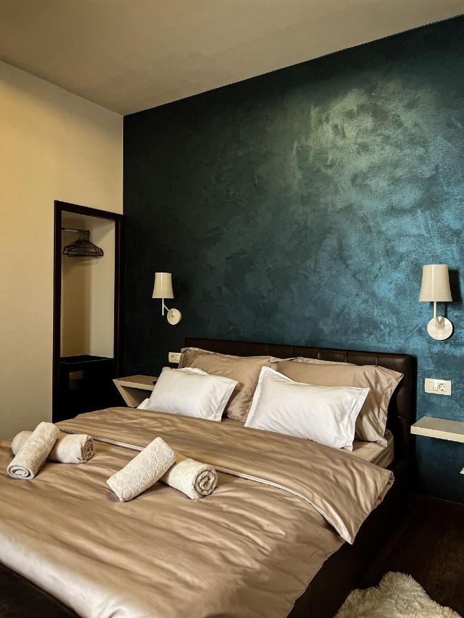 Borna And Franko Rooms Split City Centre Exterior photo